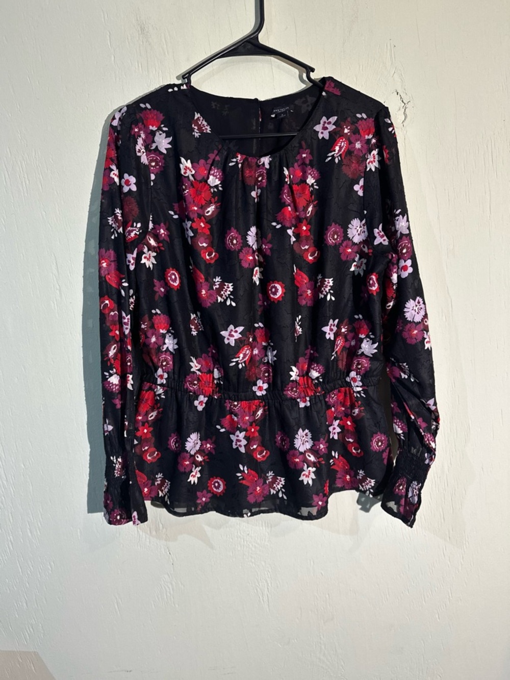 Ann Taylor factory dark floral long sleeve sheer blouse women’s medium
